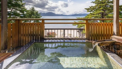 Lake view, Open Air Bath