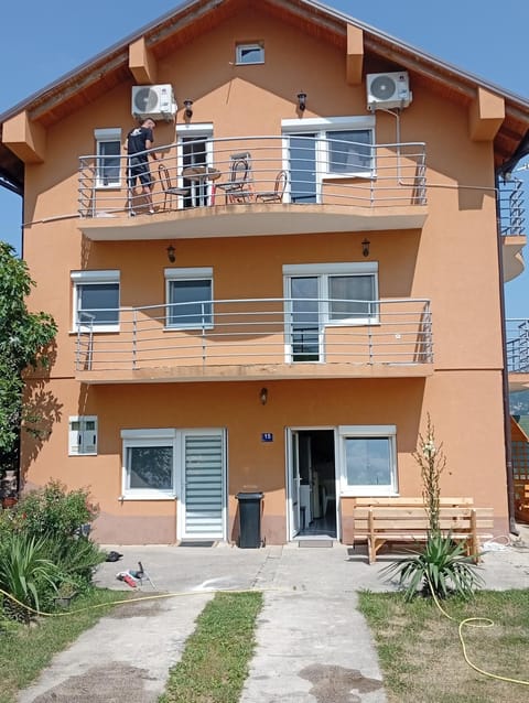 Apartmani Šćit Apartment in Federation of Bosnia and Herzegovina