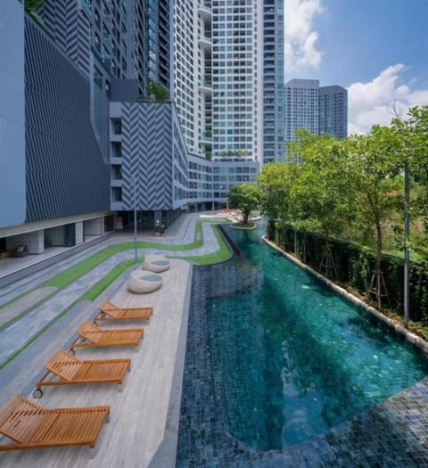 Property building, Day, Natural landscape, Garden, Garden view, Pool view, Swimming pool, sunbed