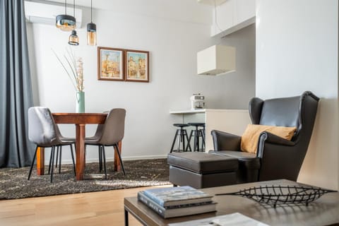 Living room, Seating area, Dining area, air conditioner