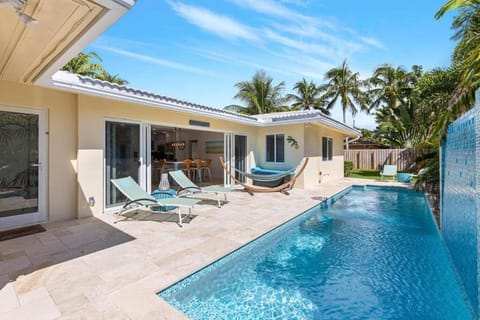 Walking distance to the beach 3Br House with 1 House in Lauderdale-by-the-Sea