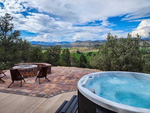 Patio, Hot Tub, Mountain view