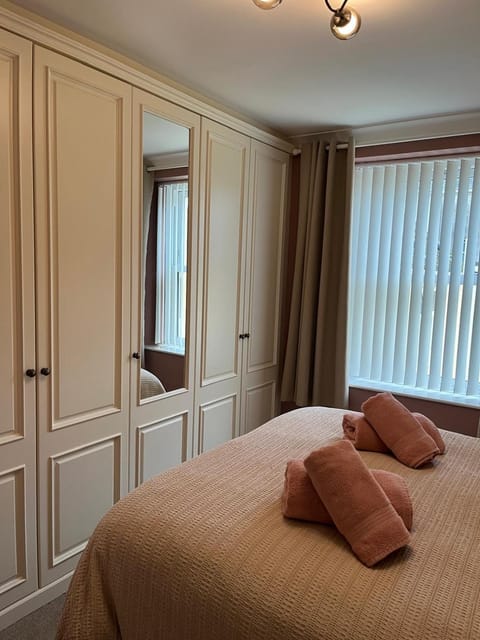 Honey Cottage House in Tenby