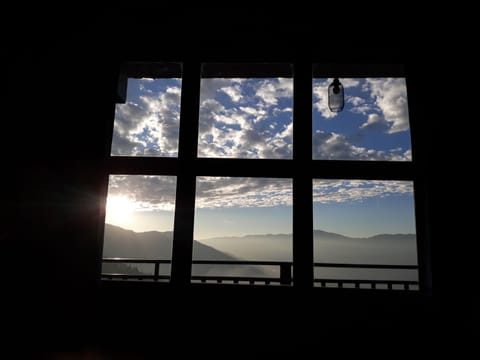 Natural landscape, Balcony/Terrace, Mountain view, Sunset
