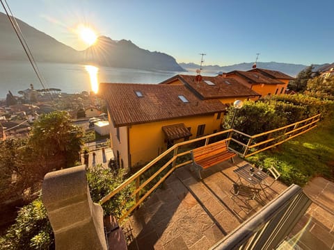 Garden, Lake view, Mountain view