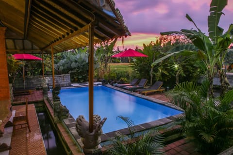 Property building, View (from property/room), Garden view, Pool view, Swimming pool, Swimming pool