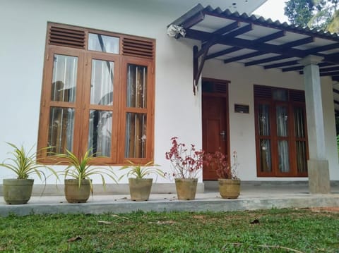 Property building, Day, Garden