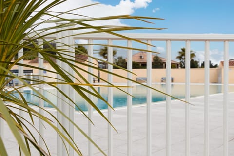 Pool view, Swimming pool