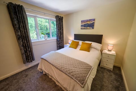 Bed, View (from property/room), Photo of the whole room, Bedroom