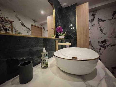 Suite Le Panoramique Near Disneyland Apartment in Île-de-France