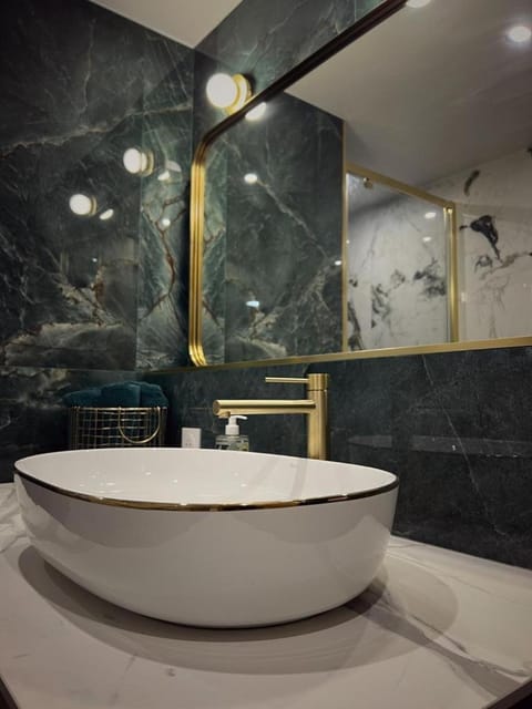 Suite Le Panoramique Near Disneyland Apartment in Île-de-France