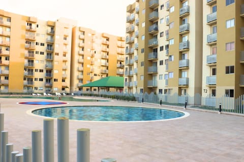 Swimming pool, Swimming pool