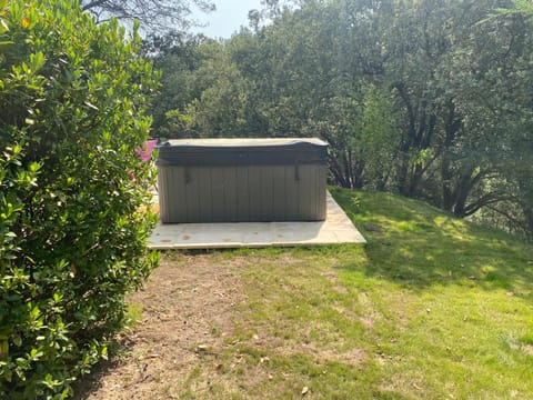 LA BASTIDETTE PROVENçALE House in French Riviera