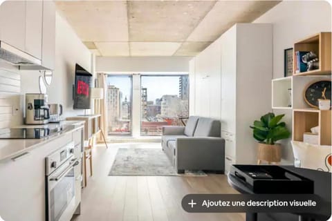 TV and multimedia, Kitchen or kitchenette, Living room, Dining area, pet friendly, stove