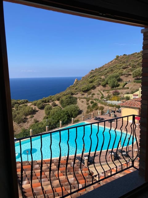 Natural landscape, View (from property/room), Pool view, Sea view, Swimming pool