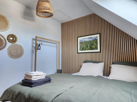 The Gast-House : Family Apartment in Normandy