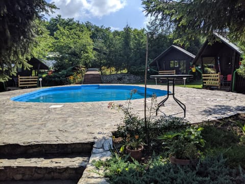 Swimming pool, Swimming pool