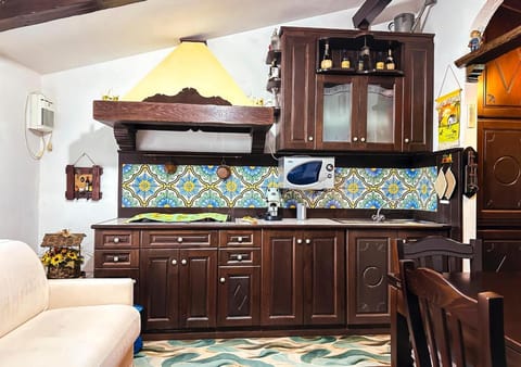 TV and multimedia, Kitchen or kitchenette, minibar, oven, pet friendly, stove