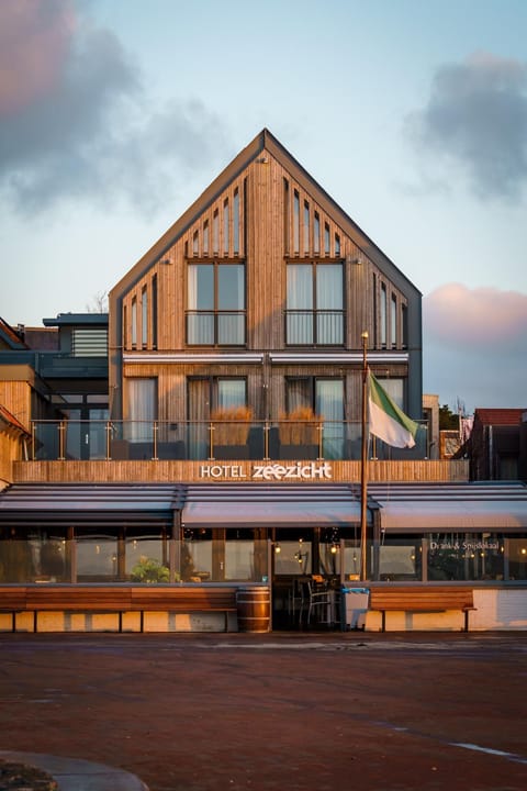 Property building, Sunrise, Sunset