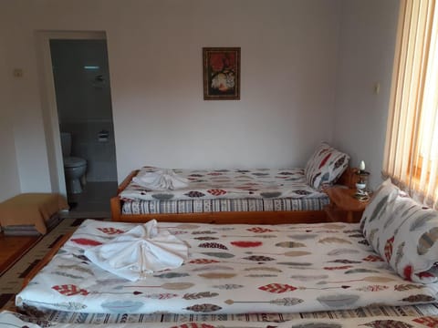 Guest House Stoletnika Bed and Breakfast in Decentralized Administration of Macedonia and Thrace