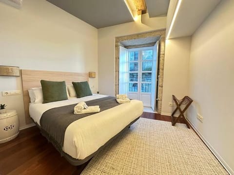 Casa del Tratado 1 by YBH Apartment in Vigo