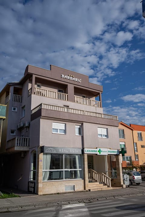 Property building, Day