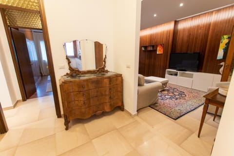 I Host Apartment - Govone 100 Apartment in Milan