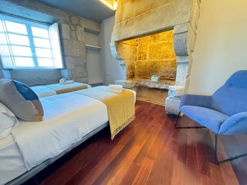 Casa del Tratado 2 by YBH Apartment in Vigo