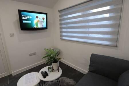 The Snug- Studio in Portishead with Parking Apartment in Portishead