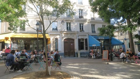 Neighbourhood
