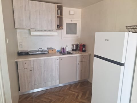 Central house Apartment in Akti Koundourou