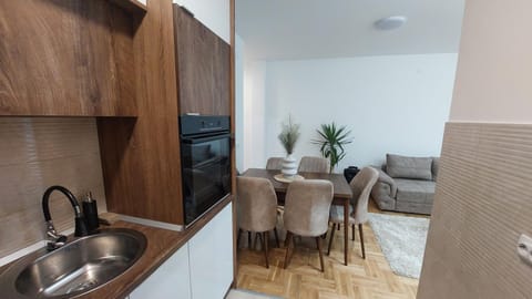 Apartman Zapadni Kej M&M Apartment in Serbia