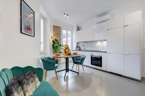 TV and multimedia, Decorative detail, kitchen