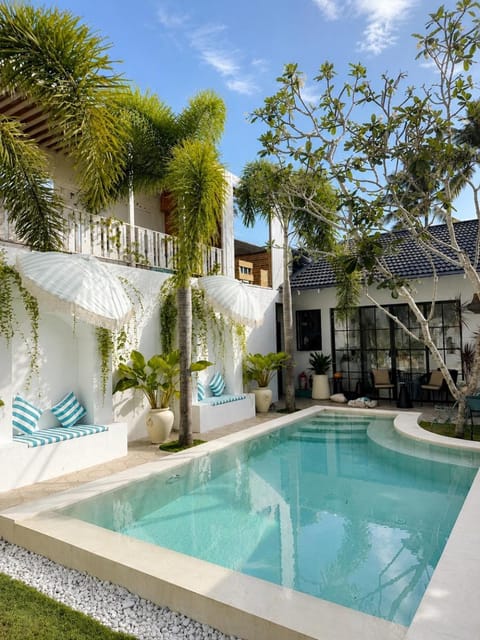 Property building, Pool view, Swimming pool