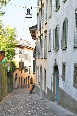 Property building, Street view