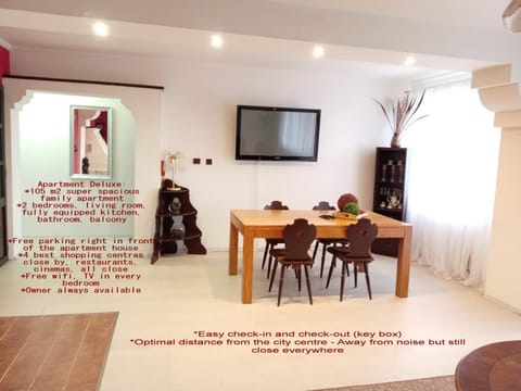 TV and multimedia, Living room, Seating area, Area and facilities