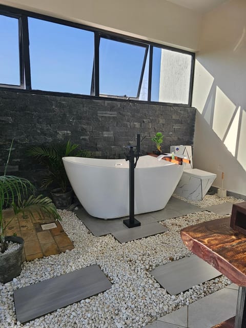 Bathroom, Bath