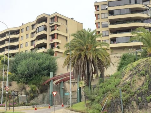 Property building, Street view