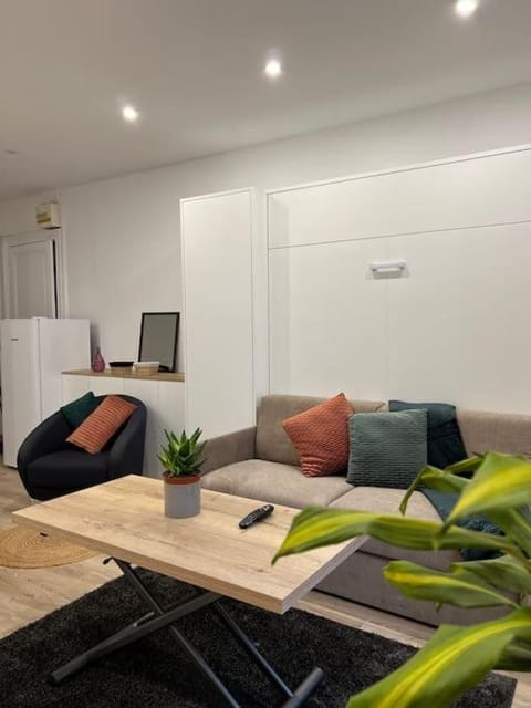 * Cosy & Netflix Proche Centre * Apartment in Nantes