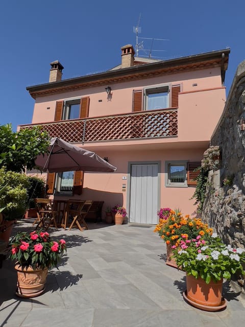 Property building, Garden view