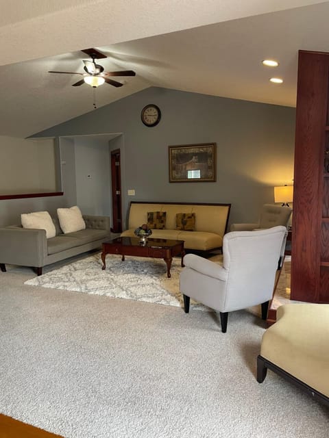 Urbandale Ranch House in Clive