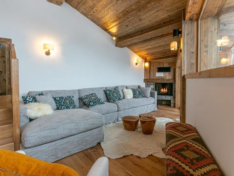 Chalet de luxe lumineux avec panorama, WIFI, garage, balcons et services haut de gamme, Val-d'Isère - FR-1-694-344 Apartment in Val dIsere