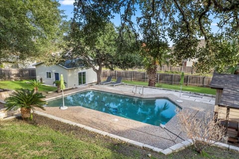 Spacious Retreat W Private Pool & Plenty of Space House in Austin