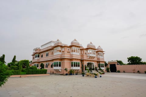 Property building, Landmark view