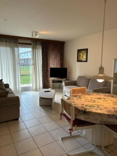 Amadeus GV10 Apartment in De Panne