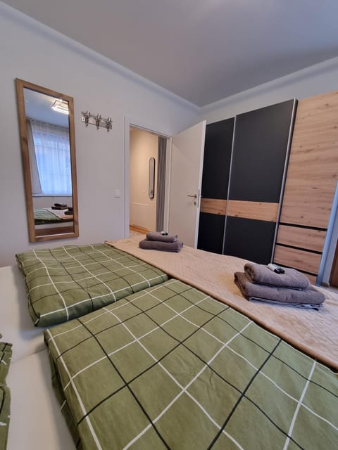 Bed, Photo of the whole room, Bedroom, wardrobe