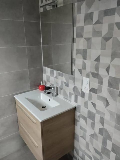 Studio tout neuf proche Rennes Apartment in Rennes