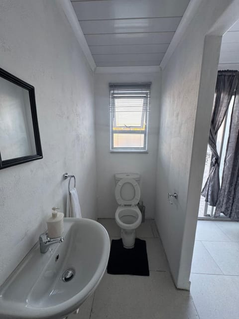 No 1 Guest house Vacation rental in Cape Town