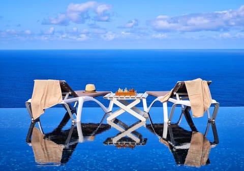 View (from property/room), Balcony/Terrace, Pool view, Sea view, Swimming pool