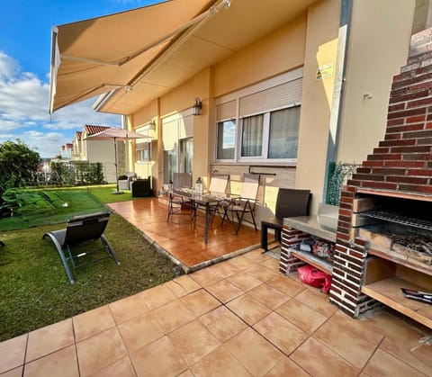 Patio, BBQ facilities, Garden, Balcony/Terrace, Garden view, sunbed